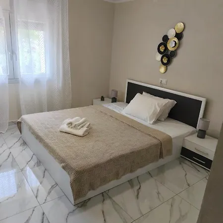 Giovanni's House *
